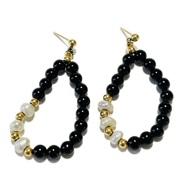 14 karat gold Natural Pearl & Black Onyx Vintage Dangle Earrings.  Rare find - Picture 3 of 12